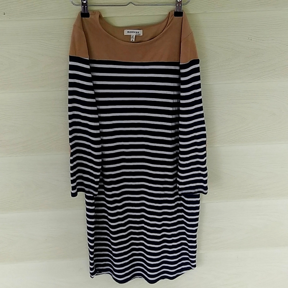 Monteau LA Size Medium Navy White Strips